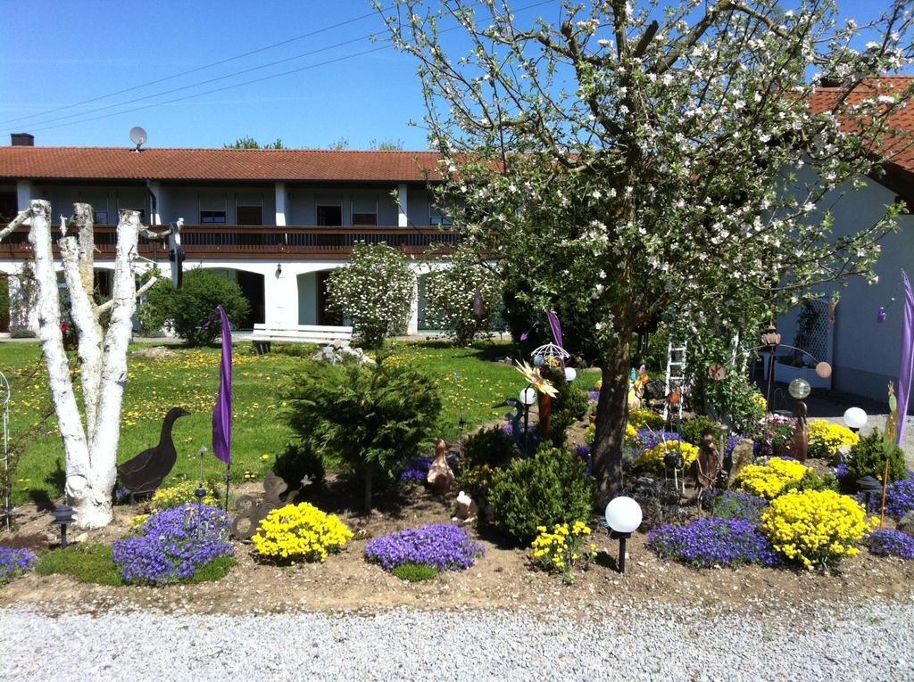 Paga Hotel Aidenbach Exterior photo